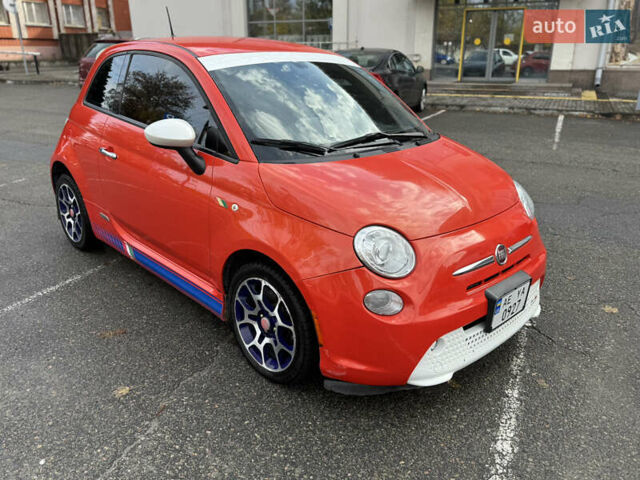 Червоний Фіат 500e, об'ємом двигуна 0 л та пробігом 93 тис. км за 5999 $, фото 3 на Automoto.ua
