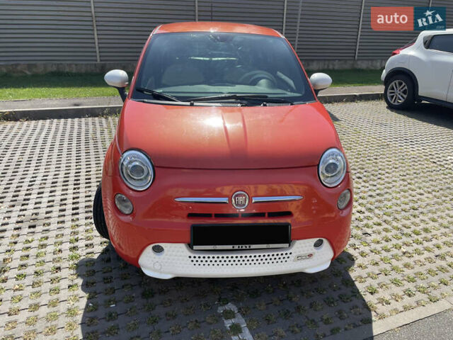 Красный Фиат 500e, объемом двигателя 0 л и пробегом 43 тыс. км за 7200 $, фото 2 на Automoto.ua