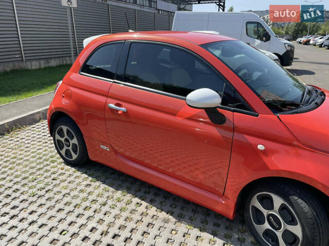 Красный Фиат 500e, объемом двигателя 0 л и пробегом 43 тыс. км за 7200 $, фото 4 на Automoto.ua