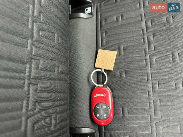 Красный Фиат 500e, объемом двигателя 0 л и пробегом 20 тыс. км за 15200 $, фото 48 на Automoto.ua