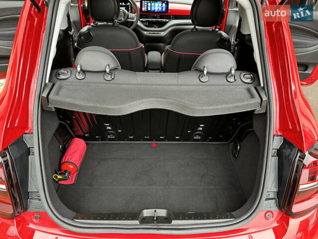 Красный Фиат 500e, объемом двигателя 0 л и пробегом 20 тыс. км за 15200 $, фото 57 на Automoto.ua