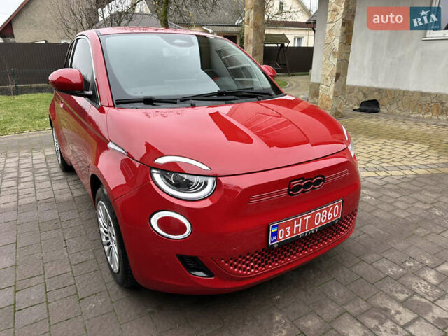 Красный Фиат 500e, объемом двигателя 0 л и пробегом 20 тыс. км за 15200 $, фото 25 на Automoto.ua