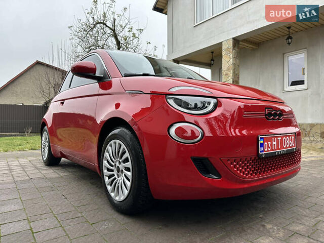 Красный Фиат 500e, объемом двигателя 0 л и пробегом 20 тыс. км за 15200 $, фото 17 на Automoto.ua