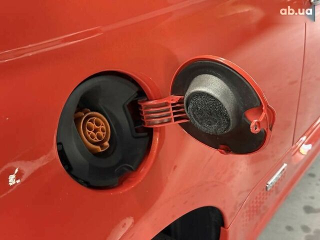 Фиат 500e, объемом двигателя 0 л и пробегом 79 тыс. км за 6800 $, фото 11 на Automoto.ua