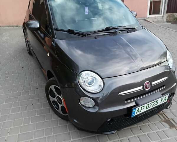 Фиат 500e, объемом двигателя 0 л и пробегом 48 тыс. км за 9900 $, фото 8 на Automoto.ua