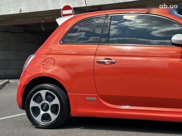 Фиат 500e, объемом двигателя 0 л и пробегом 77 тыс. км за 8200 $, фото 9 на Automoto.ua