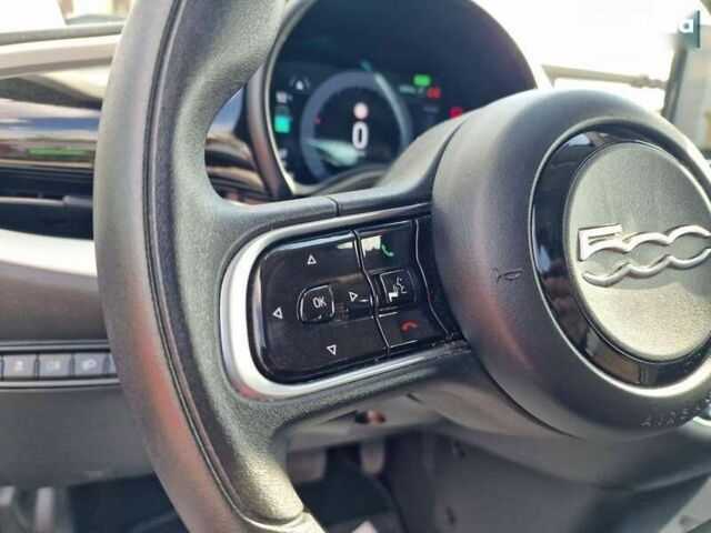 Фиат 500e, объемом двигателя 0 л и пробегом 20 тыс. км за 11300 $, фото 26 на Automoto.ua