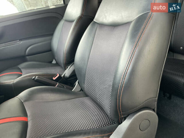 Сірий Фіат 500e, об'ємом двигуна 0 л та пробігом 99 тис. км за 6689 $, фото 30 на Automoto.ua