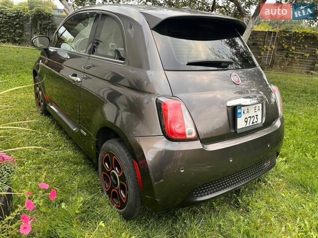 Серый Фиат 500e, объемом двигателя 0 л и пробегом 104 тыс. км за 5500 $, фото 4 на Automoto.ua