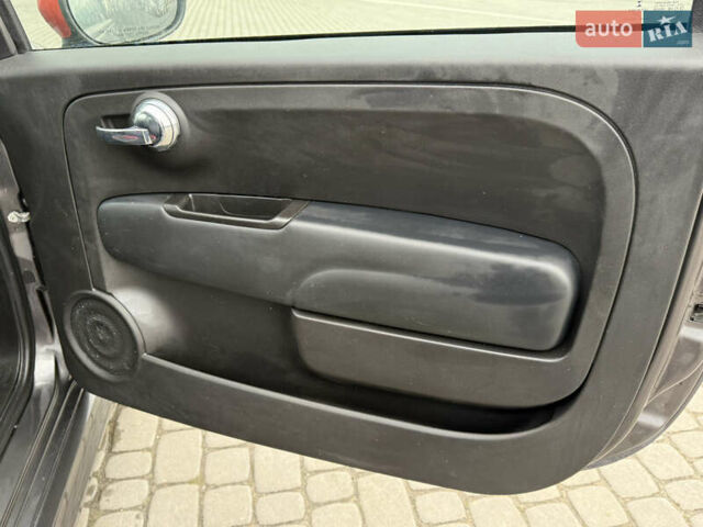 Серый Фиат 500e, объемом двигателя 0 л и пробегом 46 тыс. км за 6999 $, фото 30 на Automoto.ua