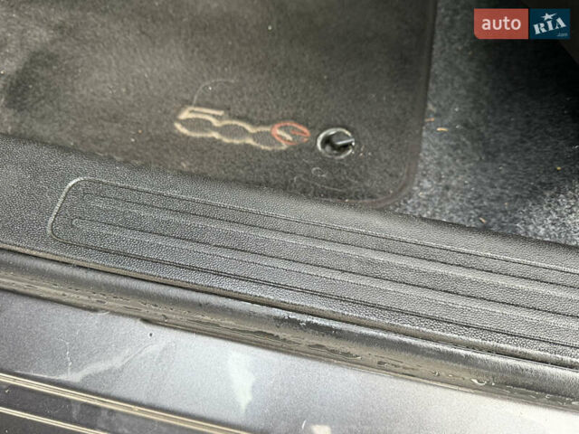 Серый Фиат 500e, объемом двигателя 0 л и пробегом 46 тыс. км за 6999 $, фото 49 на Automoto.ua