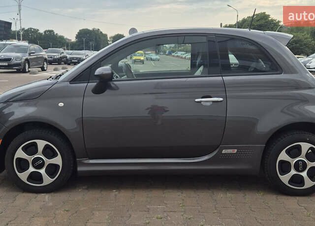 Серый Фиат 500e, объемом двигателя 0 л и пробегом 117 тыс. км за 6700 $, фото 2 на Automoto.ua