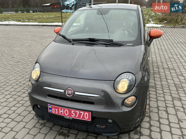 Серый Фиат 500e, объемом двигателя 0 л и пробегом 46 тыс. км за 6999 $, фото 7 на Automoto.ua