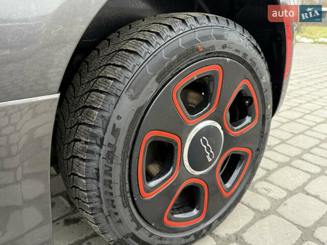 Серый Фиат 500e, объемом двигателя 0 л и пробегом 46 тыс. км за 6999 $, фото 50 на Automoto.ua