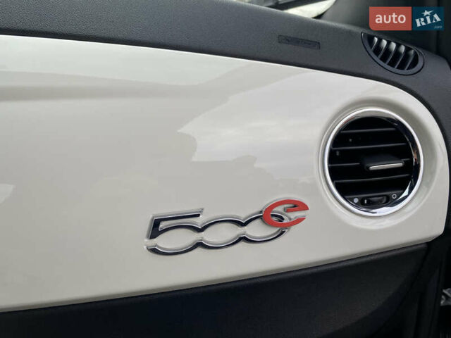 Серый Фиат 500e, объемом двигателя 0 л и пробегом 96 тыс. км за 6250 $, фото 34 на Automoto.ua