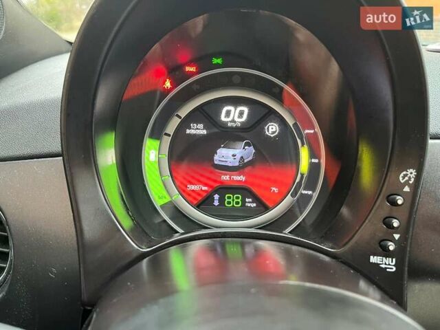 Серый Фиат 500e, объемом двигателя 0 л и пробегом 60 тыс. км за 7000 $, фото 6 на Automoto.ua