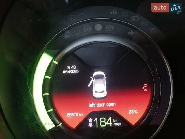 Сірий Фіат 500e, об'ємом двигуна 0 л та пробігом 65 тис. км за 8200 $, фото 9 на Automoto.ua