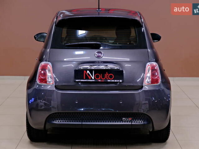 Серый Фиат 500e, объемом двигателя 0 л и пробегом 85 тыс. км за 6300 $, фото 12 на Automoto.ua