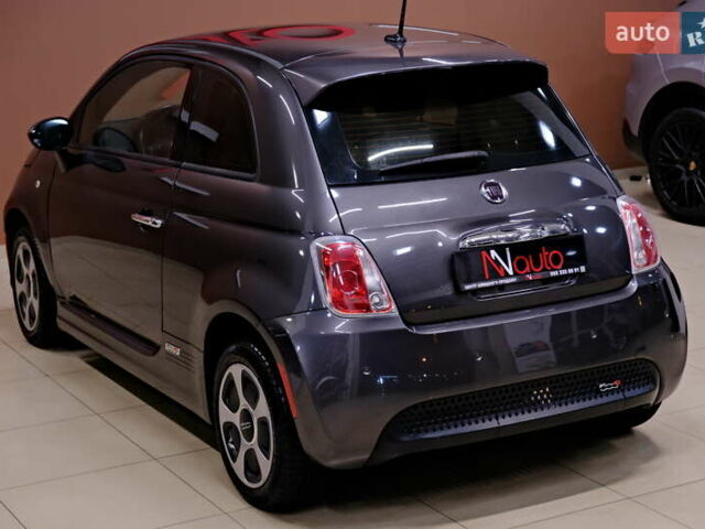 Серый Фиат 500e, объемом двигателя 0 л и пробегом 85 тыс. км за 6300 $, фото 14 на Automoto.ua