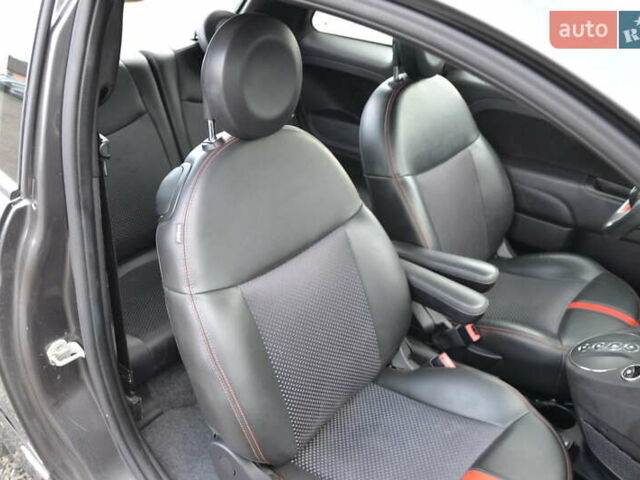 Сірий Фіат 500e, об'ємом двигуна 0 л та пробігом 65 тис. км за 6999 $, фото 22 на Automoto.ua