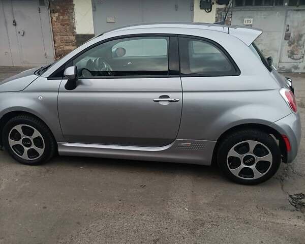 Серый Фиат 500e, объемом двигателя 0 л и пробегом 85 тыс. км за 8000 $, фото 7 на Automoto.ua