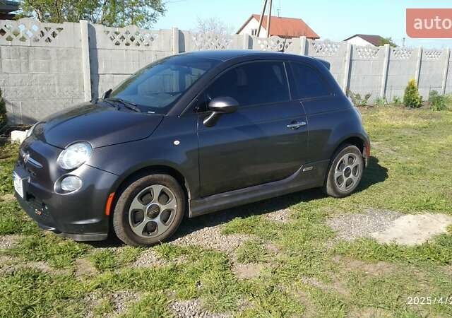 Сірий Фіат 500e, об'ємом двигуна 0 л та пробігом 57 тис. км за 7800 $, фото 18 на Automoto.ua