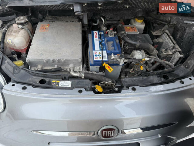 Сірий Фіат 500e, об'ємом двигуна 0 л та пробігом 104 тис. км за 9100 $, фото 22 на Automoto.ua