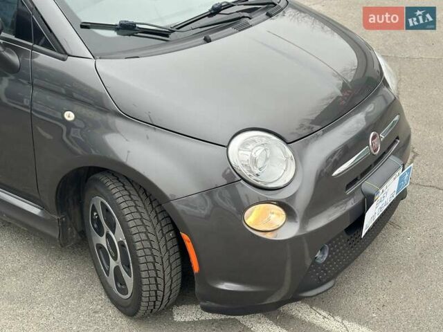 Серый Фиат 500e, объемом двигателя 0 л и пробегом 54 тыс. км за 7490 $, фото 13 на Automoto.ua