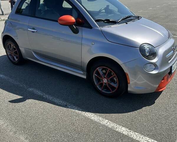 Сірий Фіат 500e, об'ємом двигуна 0 л та пробігом 69 тис. км за 8950 $, фото 4 на Automoto.ua