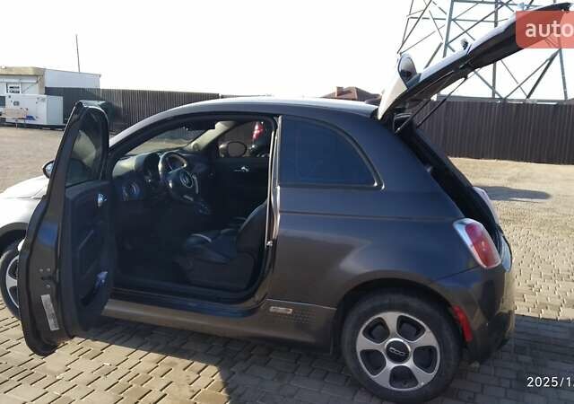 Сірий Фіат 500e, об'ємом двигуна 0 л та пробігом 57 тис. км за 7800 $, фото 9 на Automoto.ua
