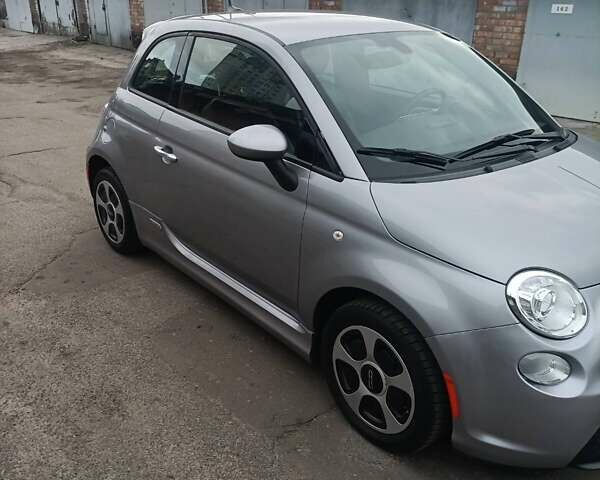 Серый Фиат 500e, объемом двигателя 0 л и пробегом 85 тыс. км за 8000 $, фото 3 на Automoto.ua