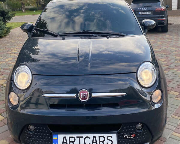 Фиат 500e 2016 в Одессе на Automoto.ua Серый Фиат 500e, объемом двигателя 0 л и пробегом 92 тыс. км за 6900 $, фото 1 на Automoto.ua