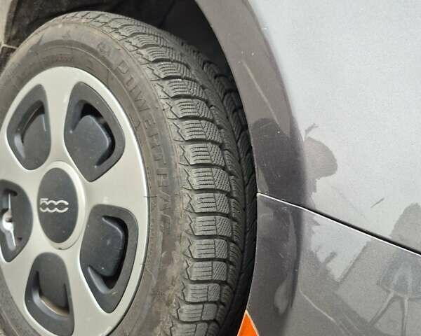 Серый Фиат 500e, объемом двигателя 0 л и пробегом 54 тыс. км за 6999 $, фото 6 на Automoto.ua