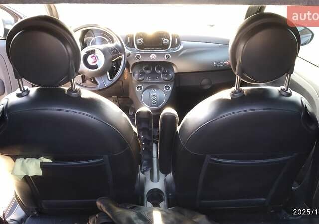 Сірий Фіат 500e, об'ємом двигуна 0 л та пробігом 57 тис. км за 7800 $, фото 10 на Automoto.ua