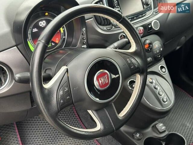 Серый Фиат 500e, объемом двигателя 0 л и пробегом 54 тыс. км за 7490 $, фото 18 на Automoto.ua