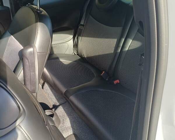 Серый Фиат 500e, объемом двигателя 0 л и пробегом 94 тыс. км за 8000 $, фото 1 на Automoto.ua