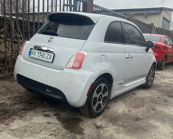Серый Фиат 500e, объемом двигателя 0 л и пробегом 57 тыс. км за 9700 $, фото 13 на Automoto.ua