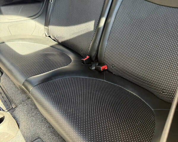 Серый Фиат 500e, объемом двигателя 0 л и пробегом 79 тыс. км за 9200 $, фото 12 на Automoto.ua