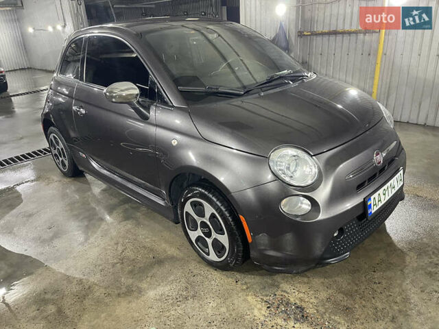 Серый Фиат 500e, объемом двигателя 0 л и пробегом 82 тыс. км за 6950 $, фото 1 на Automoto.ua