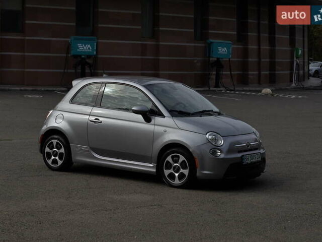 Серый Фиат 500e, объемом двигателя 0 л и пробегом 108 тыс. км за 7500 $, фото 8 на Automoto.ua