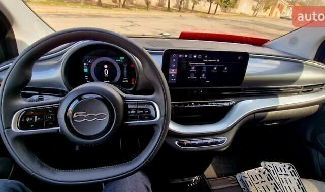 Серый Фиат 500e, объемом двигателя 0 л и пробегом 29 тыс. км за 13950 $, фото 17 на Automoto.ua