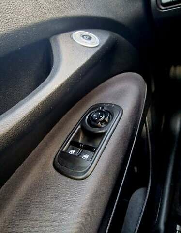 Серый Фиат 500e, объемом двигателя 0 л и пробегом 29 тыс. км за 13950 $, фото 16 на Automoto.ua