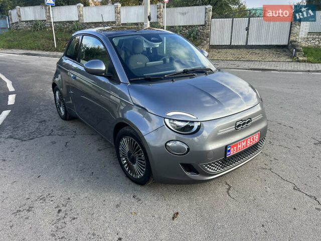 Серый Фиат 500e, объемом двигателя 0 л и пробегом 31 тыс. км за 12700 $, фото 9 на Automoto.ua