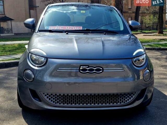 Серый Фиат 500e, объемом двигателя 0 л и пробегом 29 тыс. км за 13950 $, фото 7 на Automoto.ua
