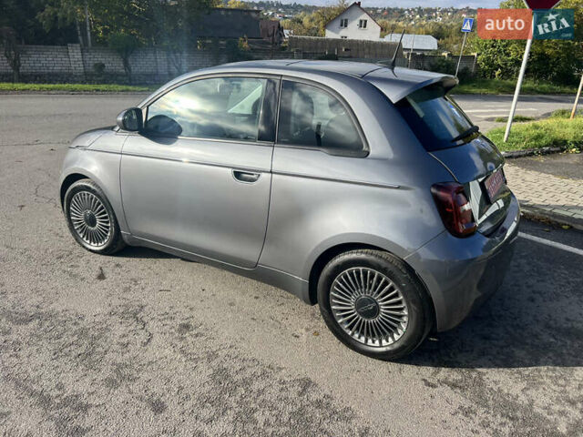 Серый Фиат 500e, объемом двигателя 0 л и пробегом 31 тыс. км за 12700 $, фото 3 на Automoto.ua