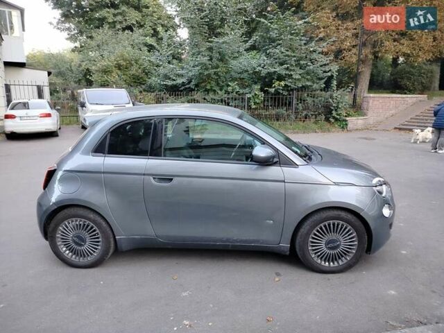 Серый Фиат 500e, объемом двигателя 0 л и пробегом 3 тыс. км за 12500 $, фото 11 на Automoto.ua