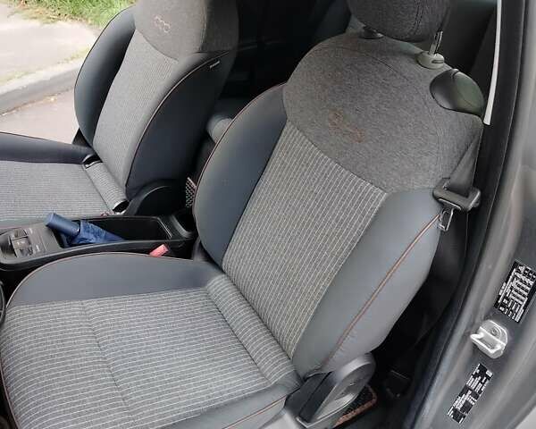 Серый Фиат 500e, объемом двигателя 0 л и пробегом 3 тыс. км за 12500 $, фото 15 на Automoto.ua