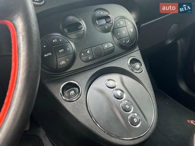 Синій Фіат 500e, об'ємом двигуна 0 л та пробігом 94 тис. км за 8590 $, фото 28 на Automoto.ua