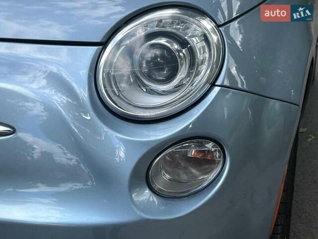 Синій Фіат 500e, об'ємом двигуна 0 л та пробігом 94 тис. км за 8590 $, фото 5 на Automoto.ua