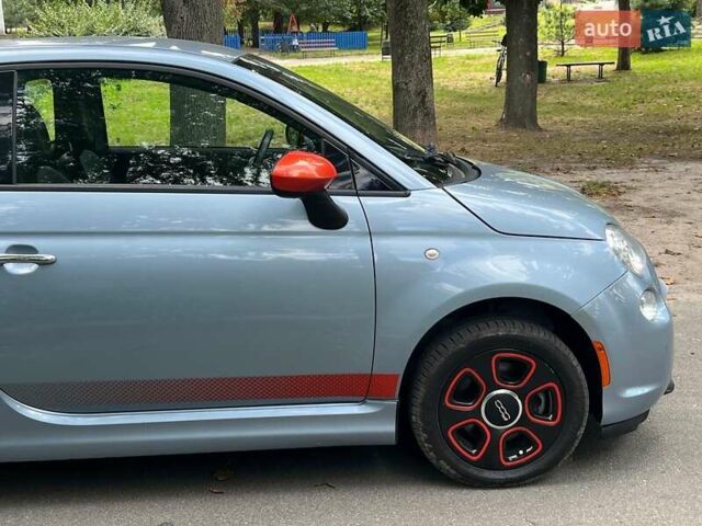 Синій Фіат 500e, об'ємом двигуна 0 л та пробігом 94 тис. км за 8590 $, фото 14 на Automoto.ua
